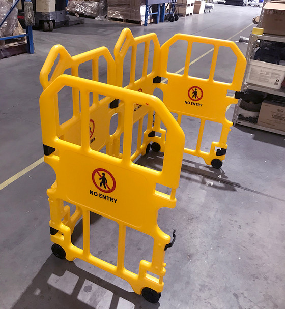Portable Mobile Safety Barrier - 4 Panels Expanding Barrier