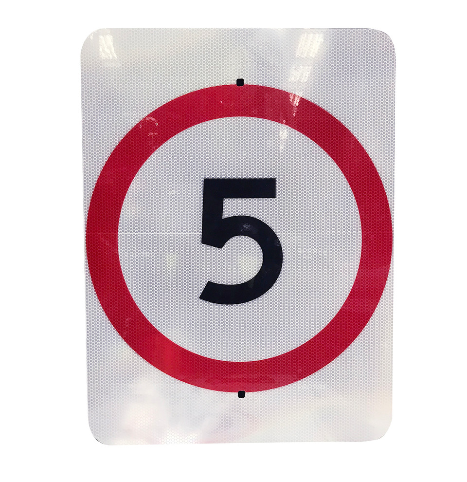 5km Speed Restriction Sign (450mm x 600mm) - Metal - Safety Xpress