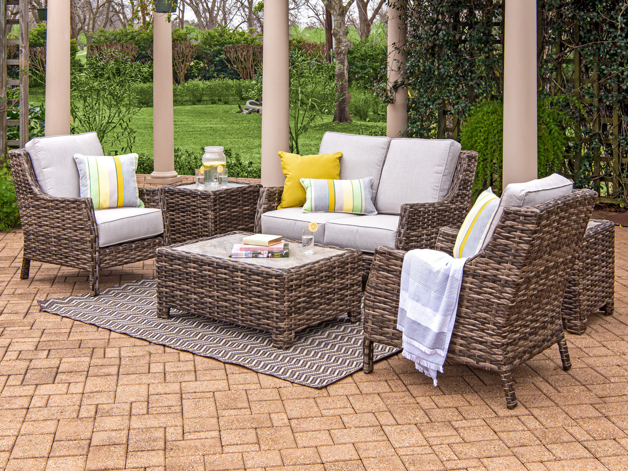 Cabo Caribou Outdoor Wicker and Idol Seagull Cushion 4 Pc. Loveseat Group with 40 x 28 in. Coffee Table