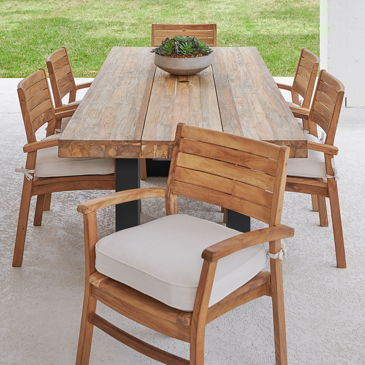 Warwick Teak with Cushions 7 Piece Dining Set + Balencia 87 x 40 in. Table