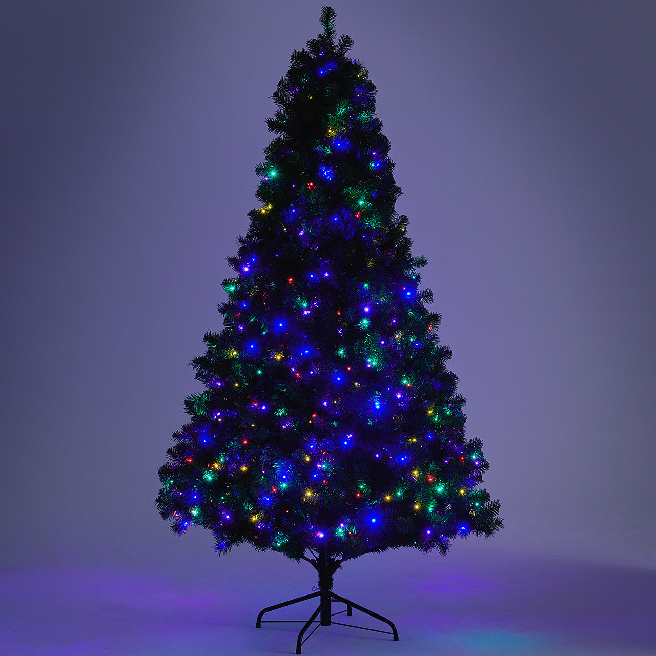 7.5 ft. Baltic Spruce Classic Christmas Tree with 800 Twinkling