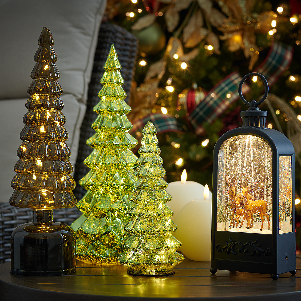 Glass Christmas Tree Decor with Flashing Warm White Lights