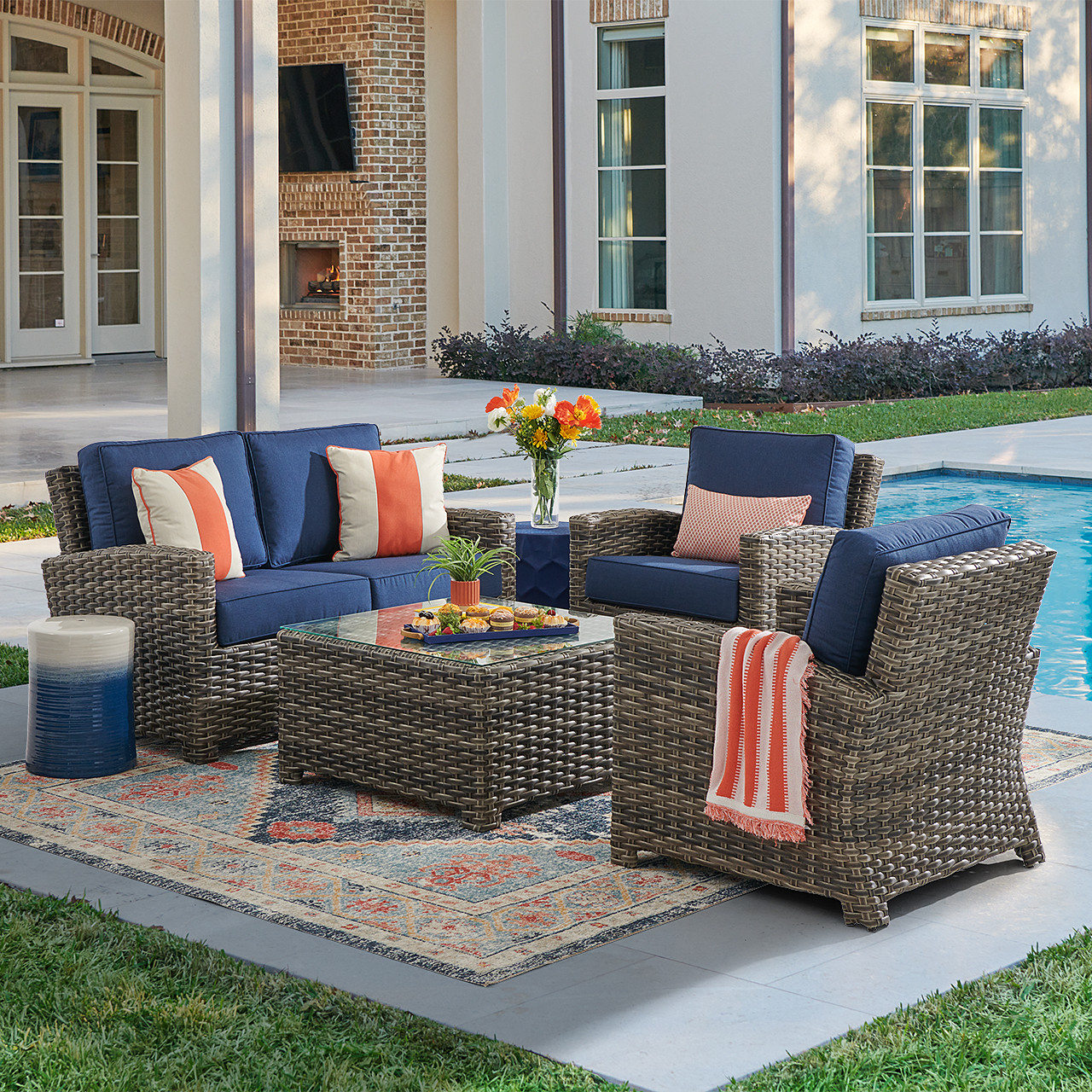 【レア】 BACKYARD／MUDDY MUZIC関連　2枚セット Sonoma Husk Outdoor Wicker with Cushions 4 Piece Loveseat Group +