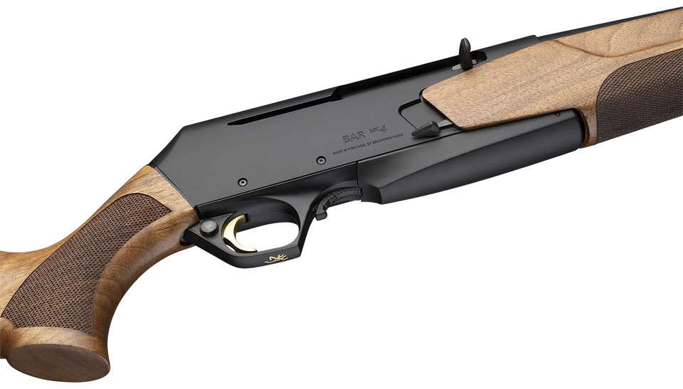 Browning BAR MK4 Hunt NS 7mm Rem Mag Semi-Auto Rifle with Fluted Barrel and Adjustable Stock