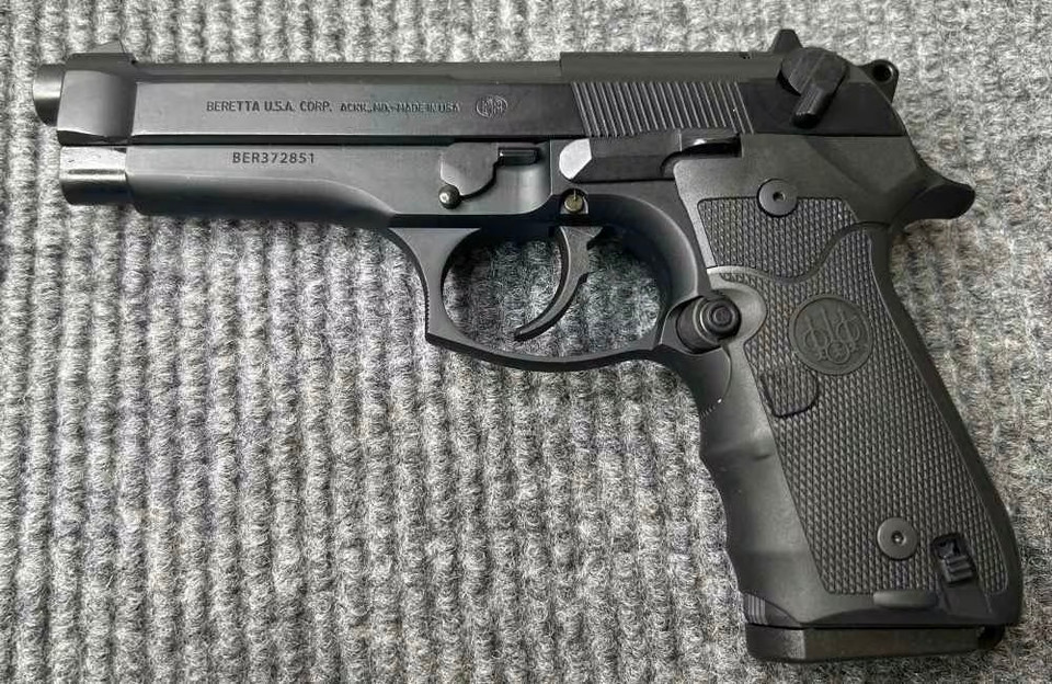 Beretta 96 Semi Auto Handgun w/ Crimson Trace Grips & Original Grips- 40S&W