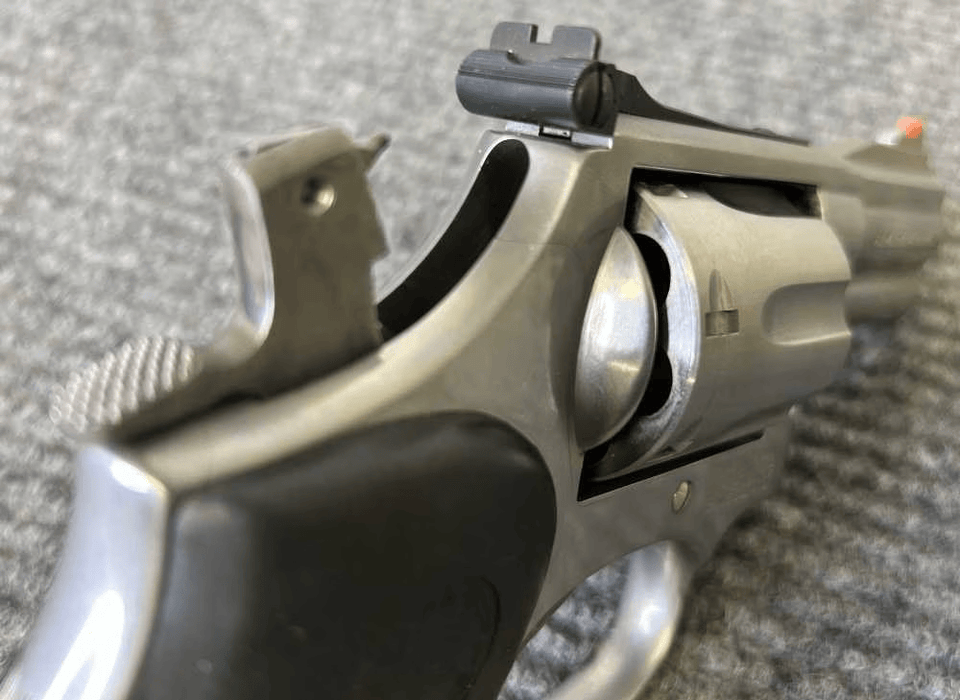 Smith & Wesson 686-4 7-Shot Double Action Revolver w/ 2.5" Barrel - .357MAG