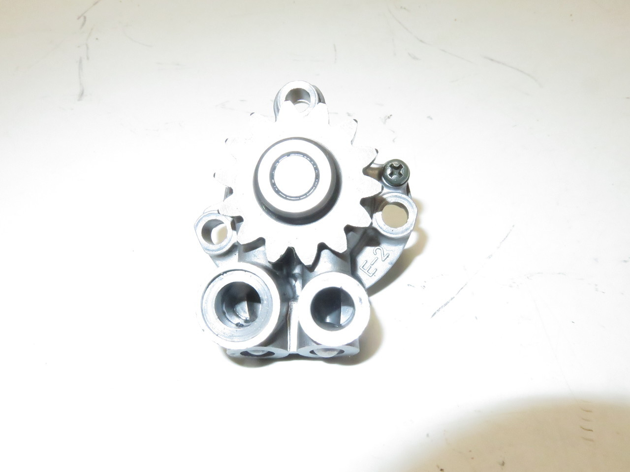 Yamaha YZ250F WR250F 2007-2013 5SG-13300-01-00 OIL PUMP ASSY