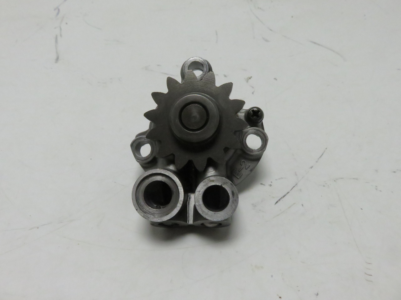 Yamaha YZ250F WR250F 2007-2013 5SG-13300-01-00 OIL PUMP ASSY