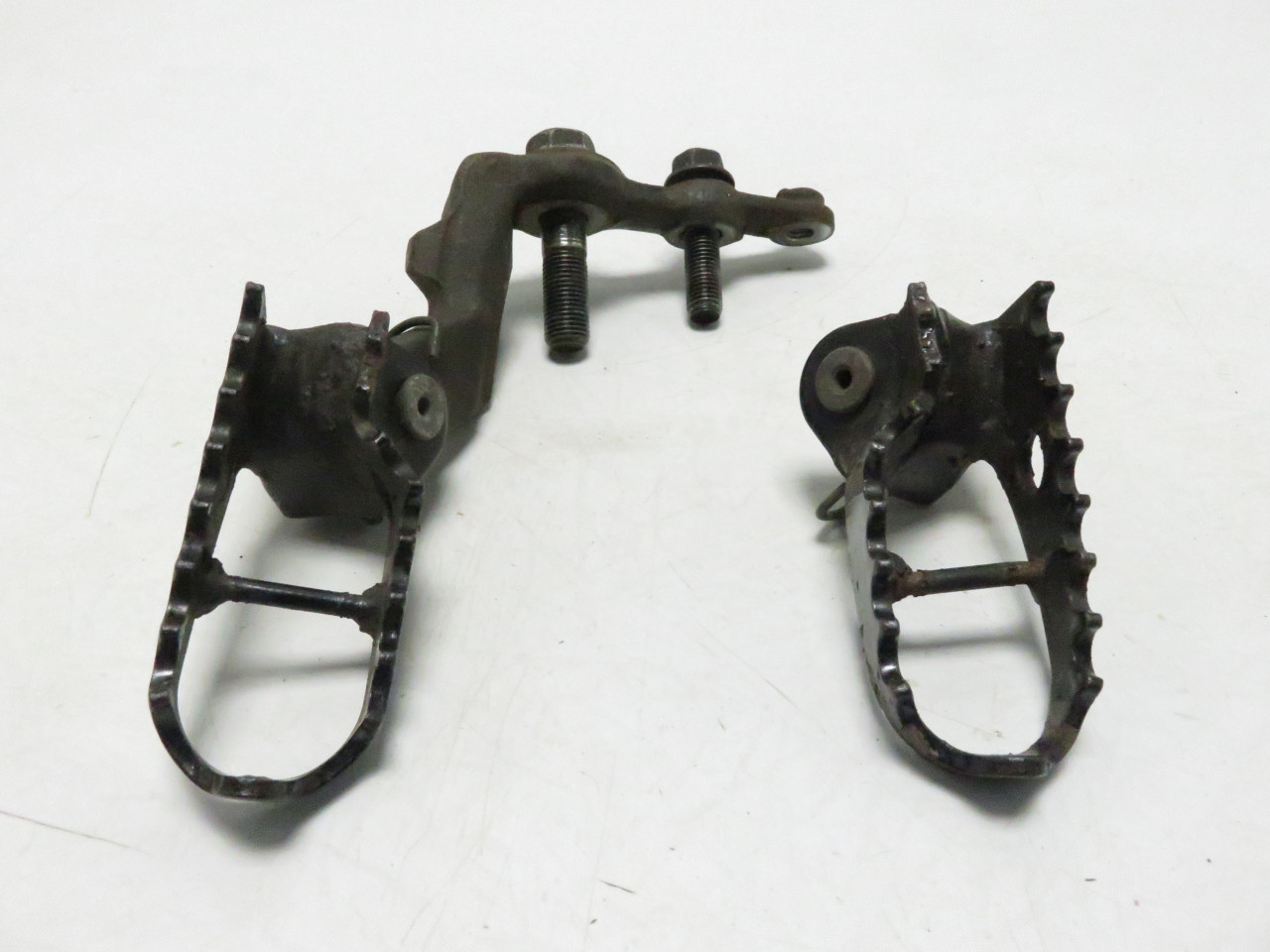 Honda XL250L 1993 Foot Pegs Pins Springs