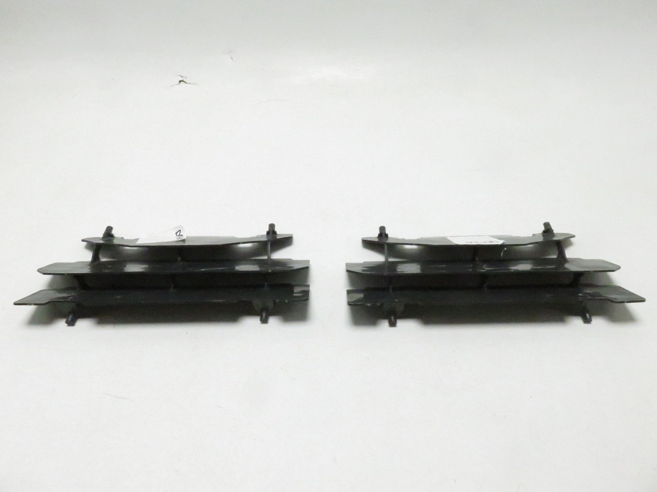 Suzuki DRZ400 RM250 17831-37E11 LOUVER, RADIATOR Shrouds Grill