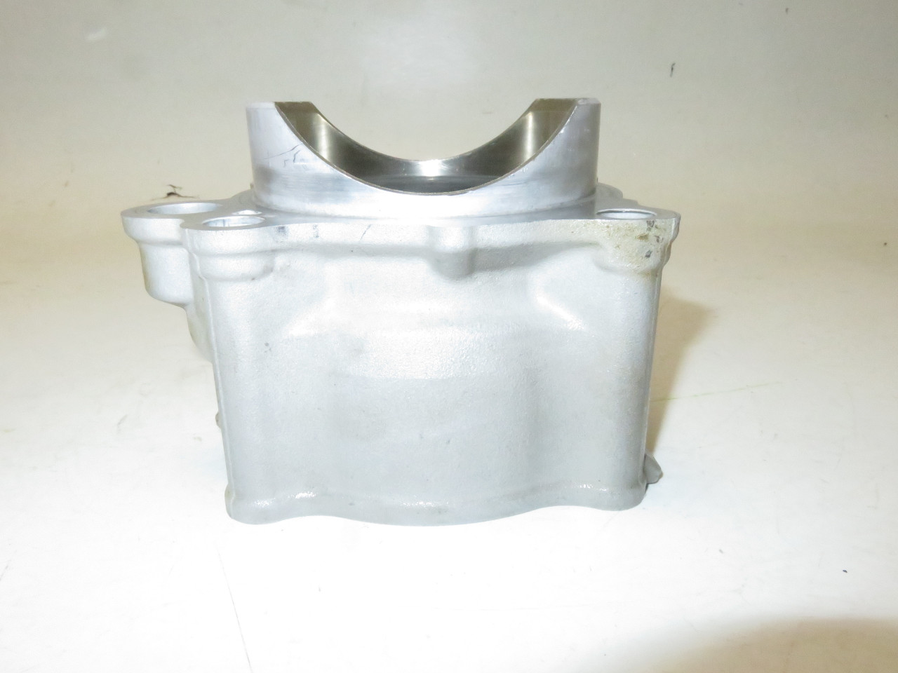 Yamaha YZ450F 2006-2009  2S2-11311-11-00 CYLINDER 1 Head Piston Ring