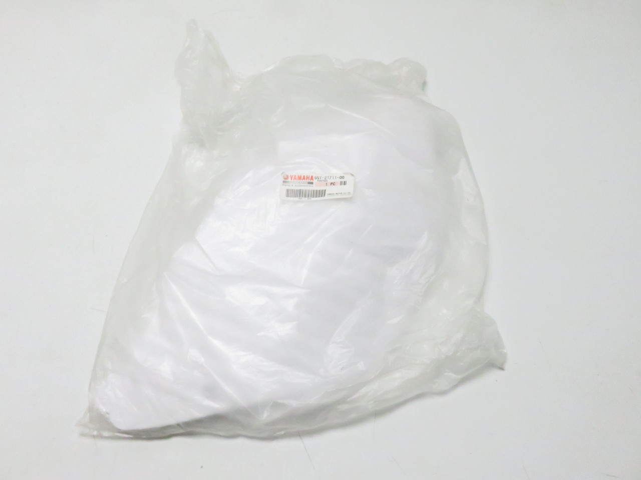 Yamaha YZ125 250  5NY-21711-00-00 COVER, SIDE 1 Number Plate