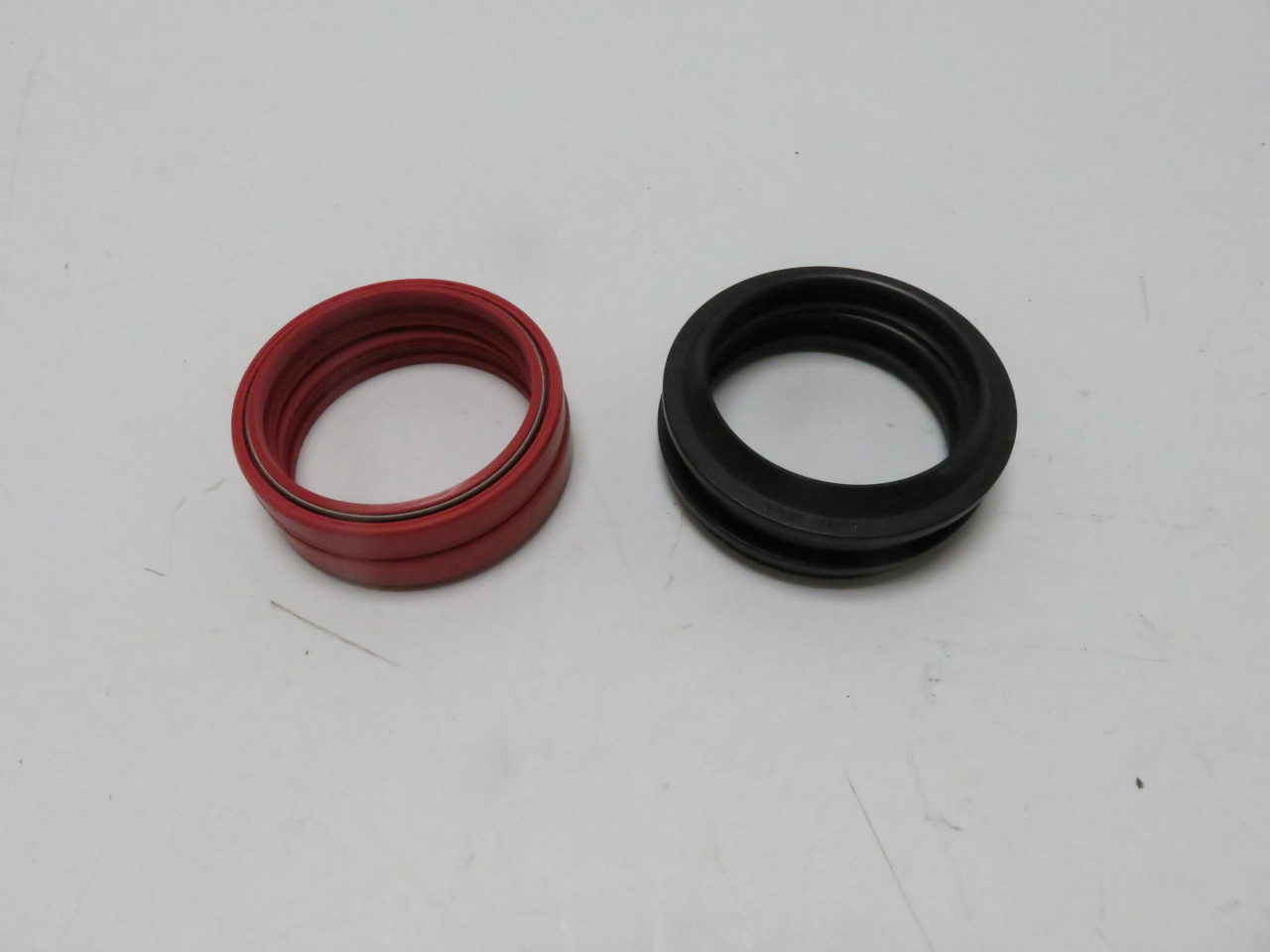 MSR Fork and Dust Seal Kit 48x58 x 8.5/10 56-147