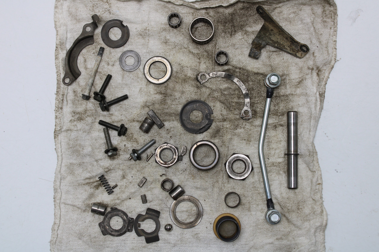 Yamaha YFM350 Warrior 2004 Miscellaneous Parts Nuts Screws Bolts Hardware Washers