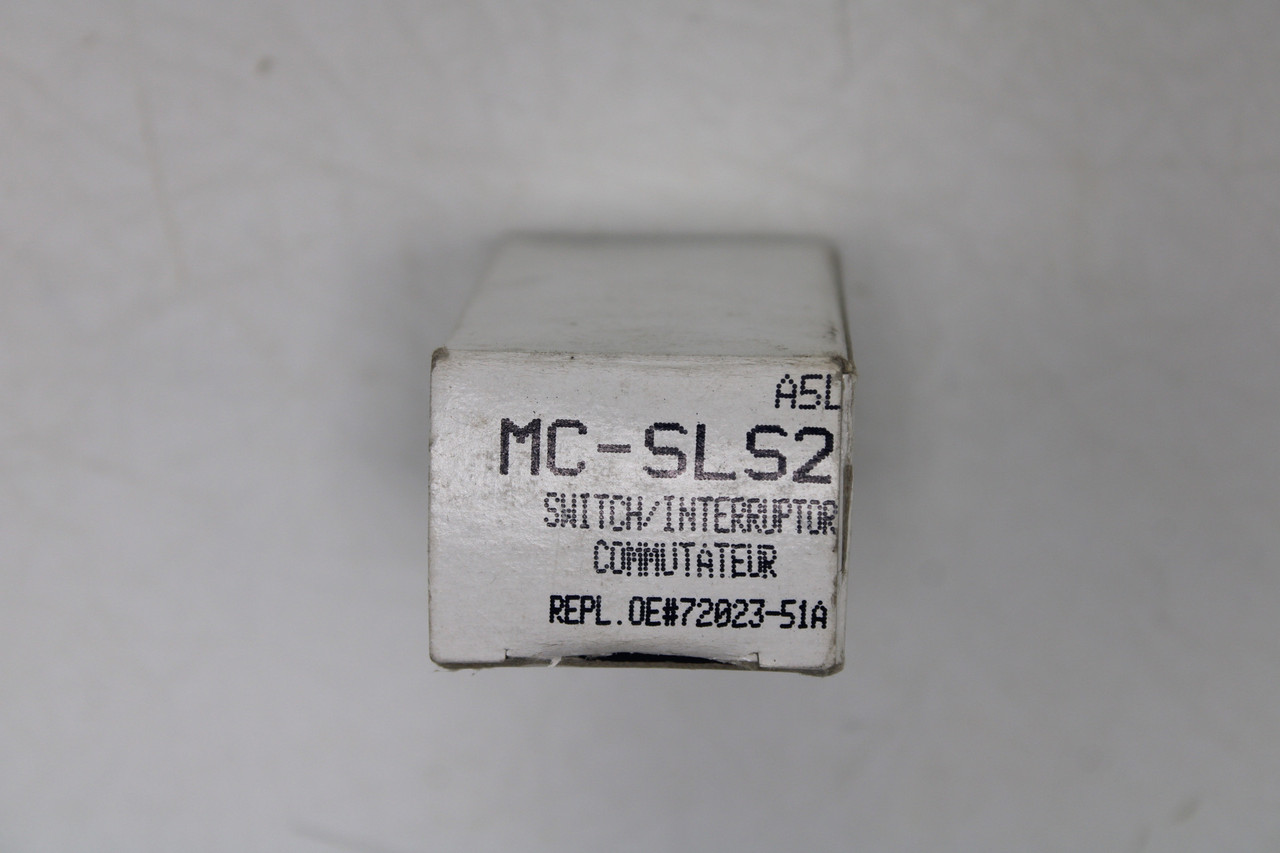 Standard Motor  MC-SLS2 Stop Light Switch 72023-51A