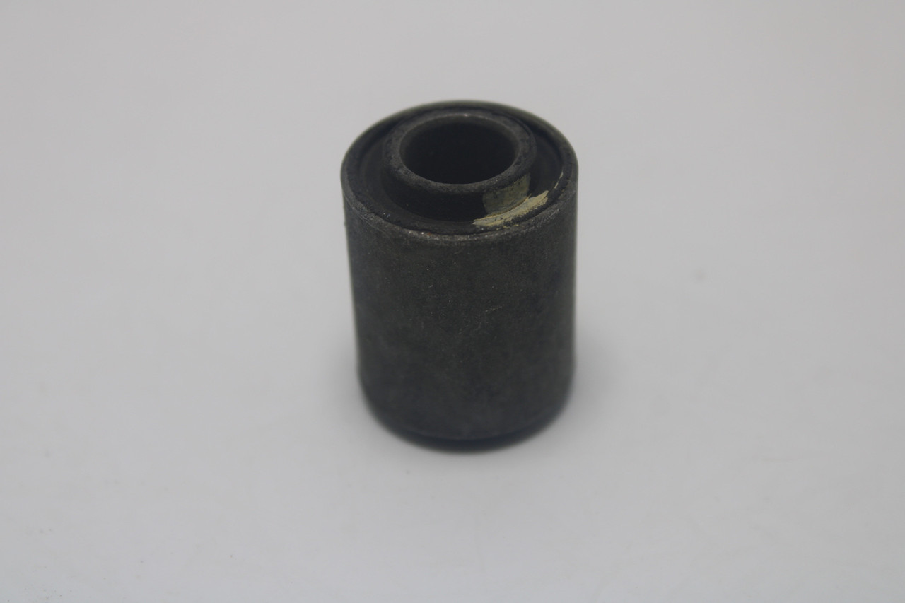 Triumph NOS T140 TSX TR7 Footrest Metalastic Bush 60-7333
