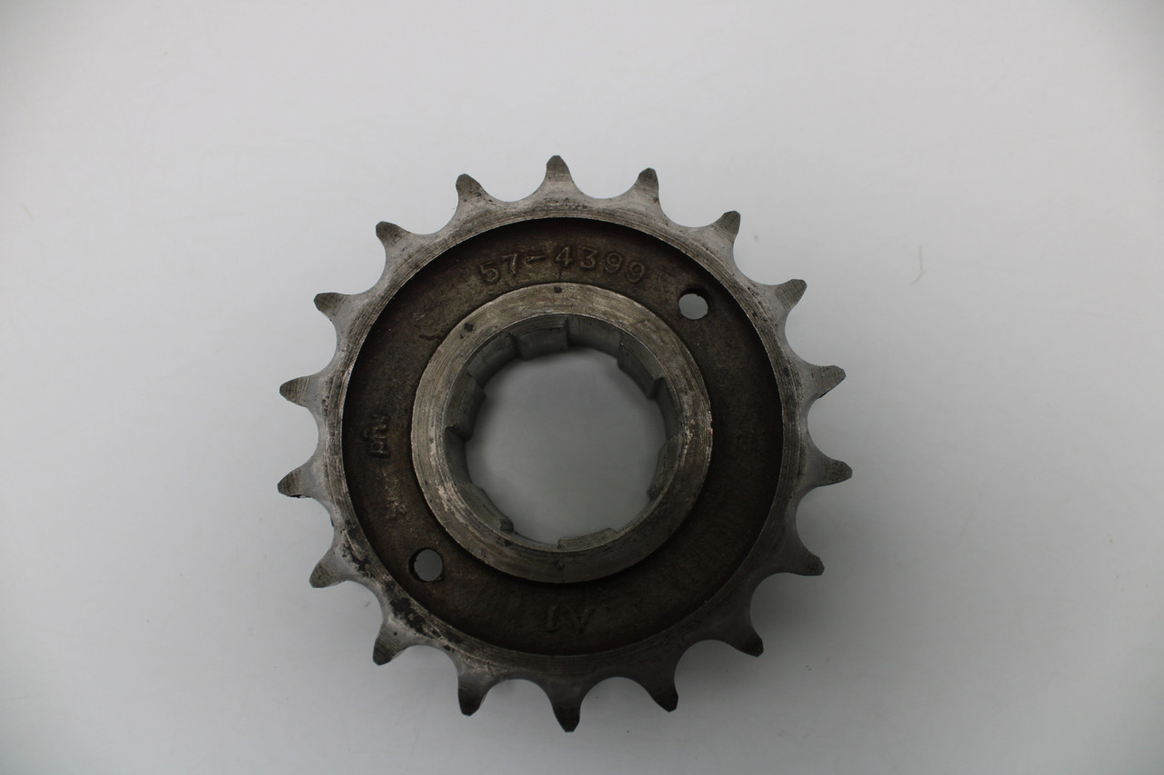 Triumph Trident T150 Gearbox Sprocket Transmission Rear Chain 18T 57-4399