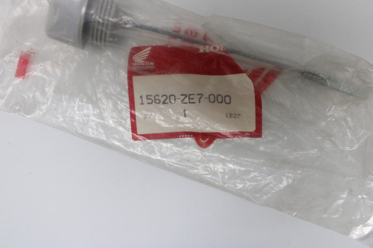 Honda HR214 Lawn Mower Oil Dipstick 15620-ZE7-000 OEM