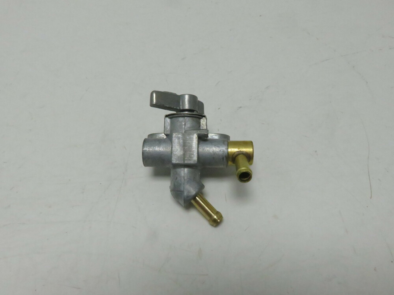 Yamaha V-MAX 500 8CR-1249A-01-00 COCK ASSY Fuel Valve Gas Tank.