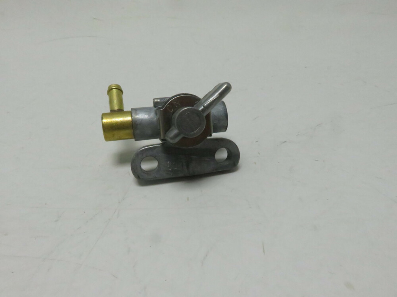 Yamaha V-MAX 500 8CR-1249A-01-00 COCK ASSY Fuel Valve Gas Tank.