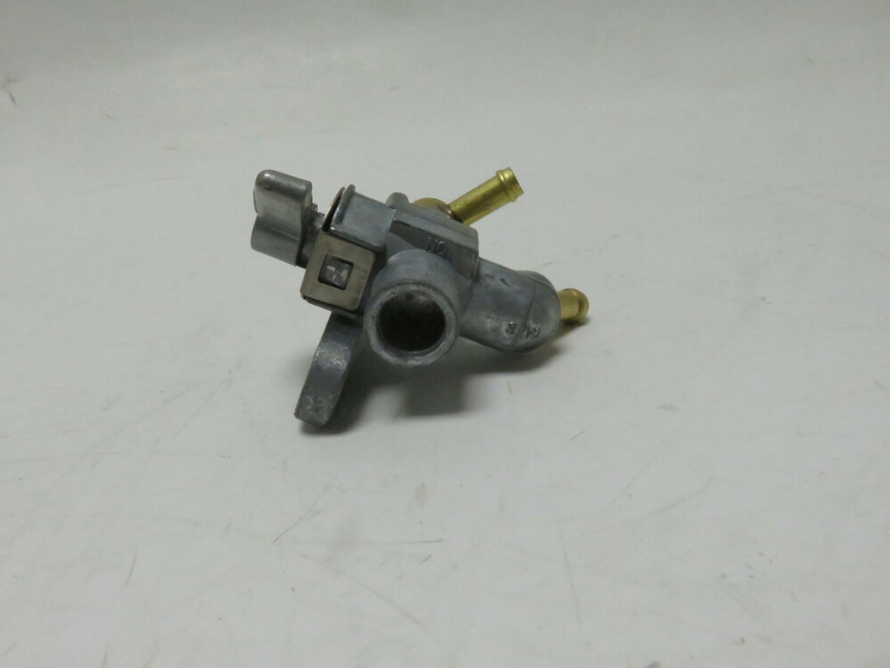 Yamaha V-MAX 500 8CR-1249A-01-00 COCK ASSY Fuel Valve Gas Tank.