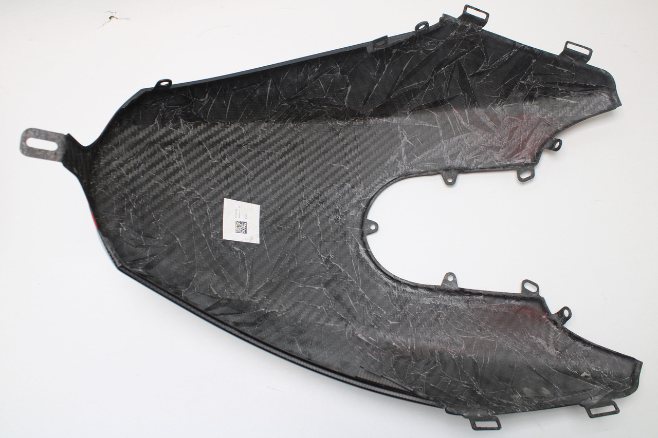 Ducati Diavel Fuel Tank Cover Carbon 48015221AH