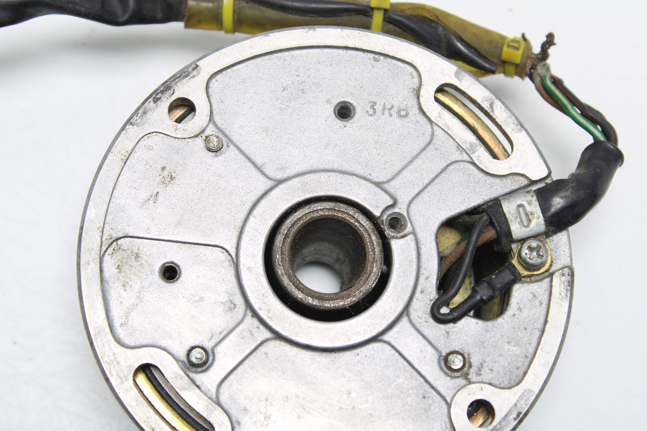 Yamaha YZ250 1990-1995 3SP-85560-11-0 BASE ASSEMBLY Stator Generator Flywheel