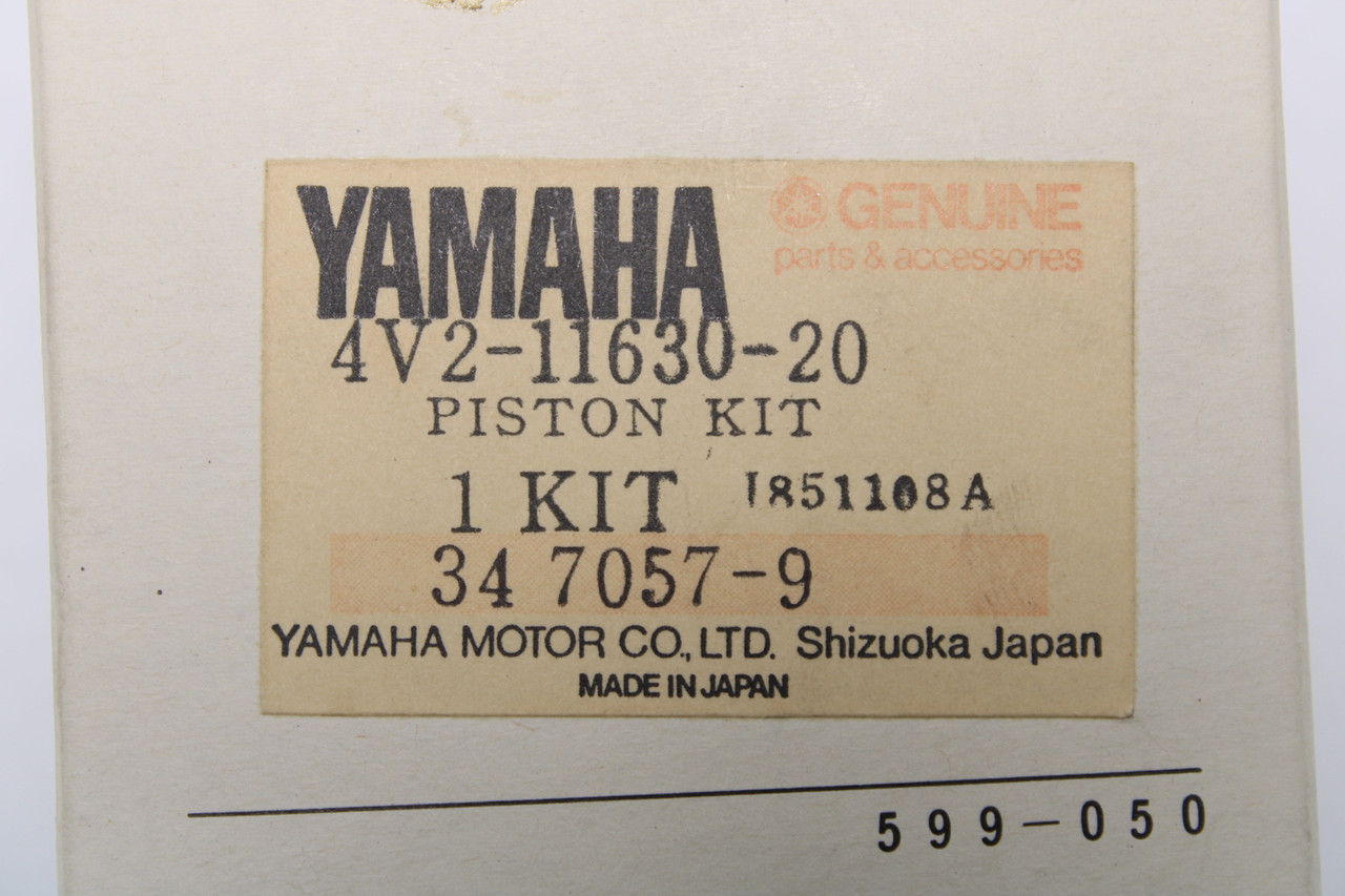 Yamaha YZ125 1981  4V2-11630-20-00 PISTON KIT 2ND (2ND O/S)