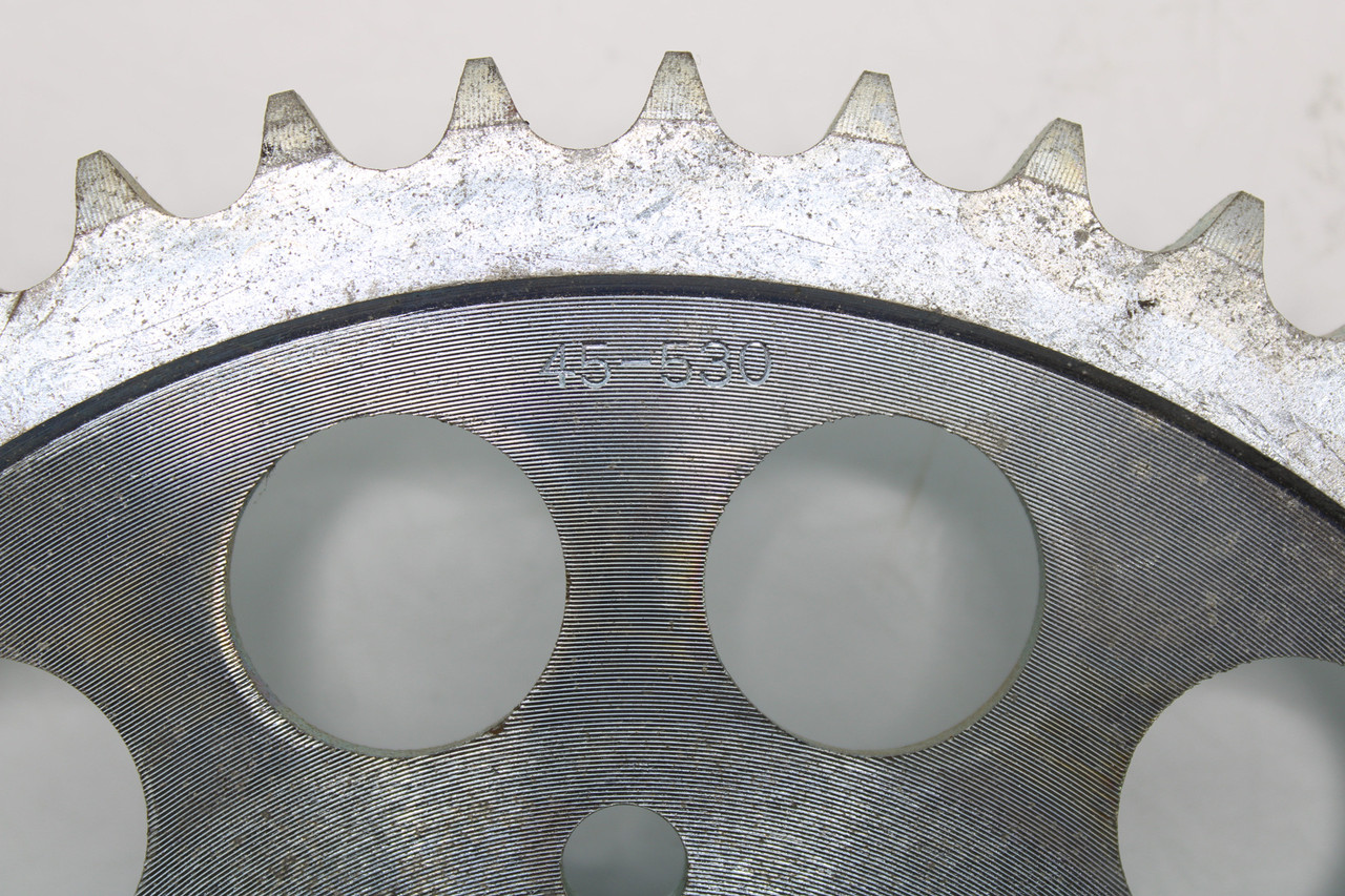 Suzuki GT 750-1972-1977  64511-31000 SPROCKET, REAR 45 Tooth