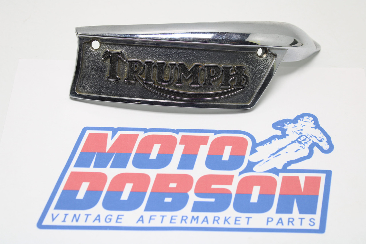 Triumph Late Style Gas-Tank Badge RH 82-9700 1969-1979 T120 TR6 T140 T150