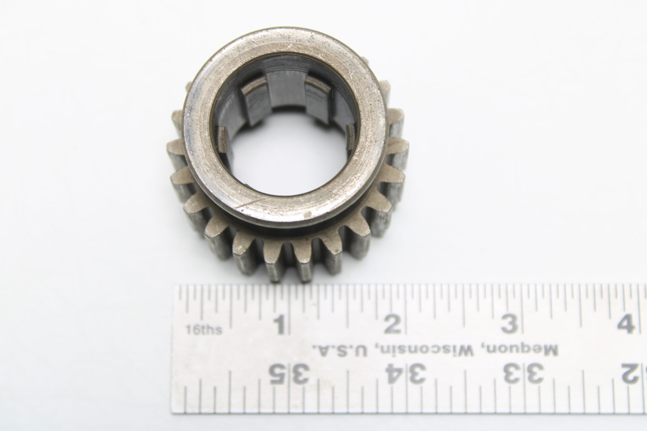 Triumph Layshaft 3rd Gear 22T T930 Std. and Wide Ratio up to early 1969