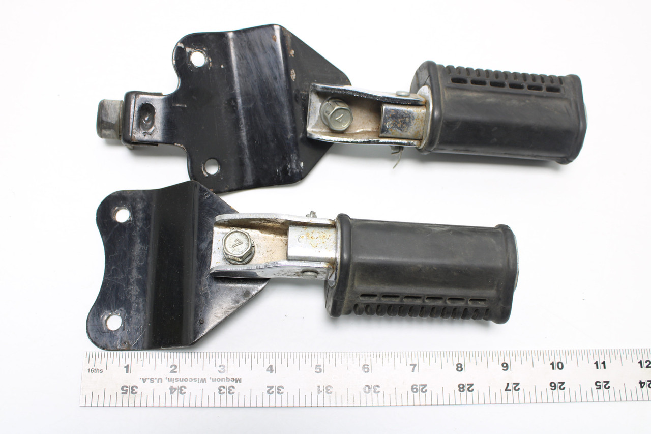 Suzuki GS1100GL 1982-1983 Rear Foot Rests Pegs
