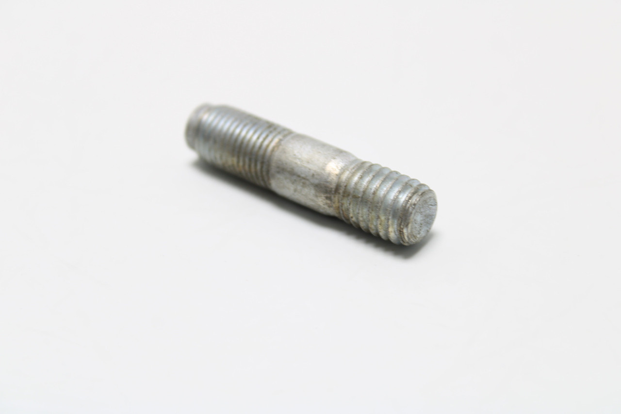 Triumph Cylinder Base Stud 21-1922 UNF 1969-1974 T90 T100