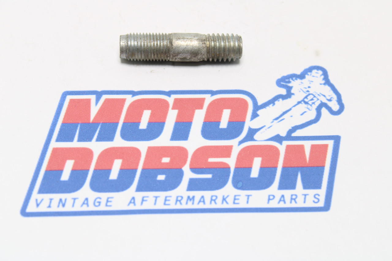 Triumph Cylinder Base Stud 21-1922 UNF 1969-1974 T90 T100