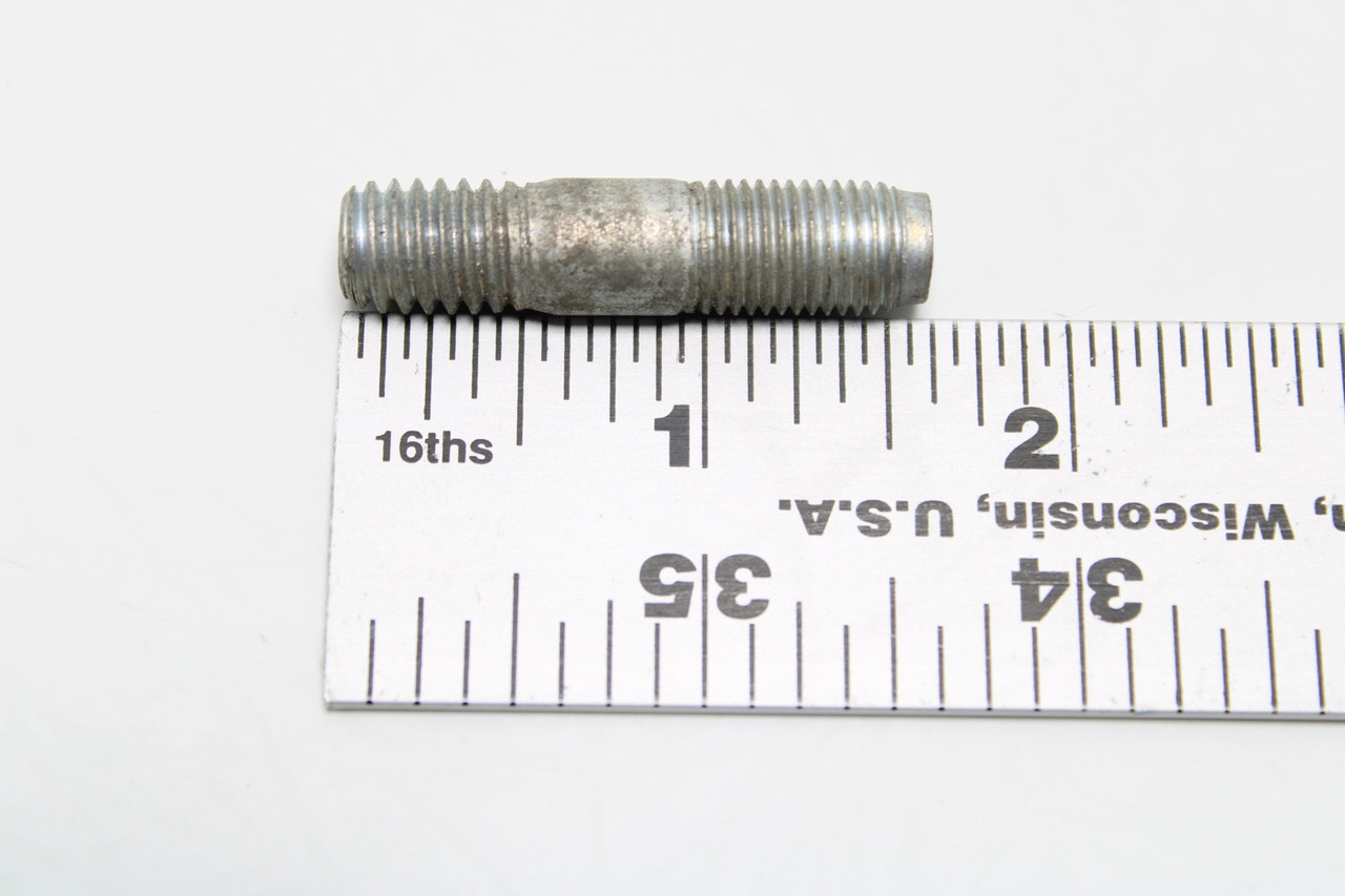 Triumph Cylinder Base Stud 21-1922 UNF 1969-1974 T90 T100