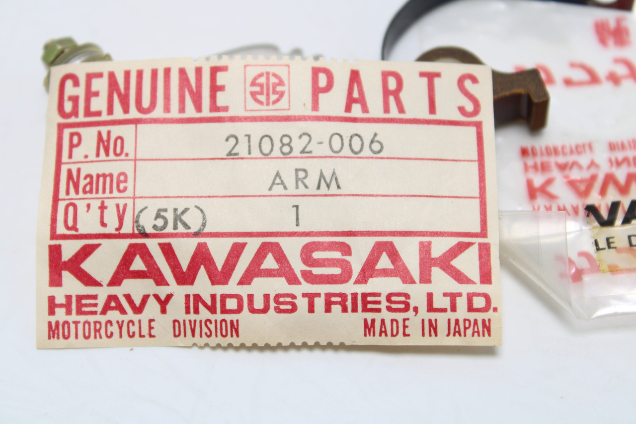 Kawasaki 1968-1970 Bushwhacker  F3 21082-006 ARM CONTACT BREAKER