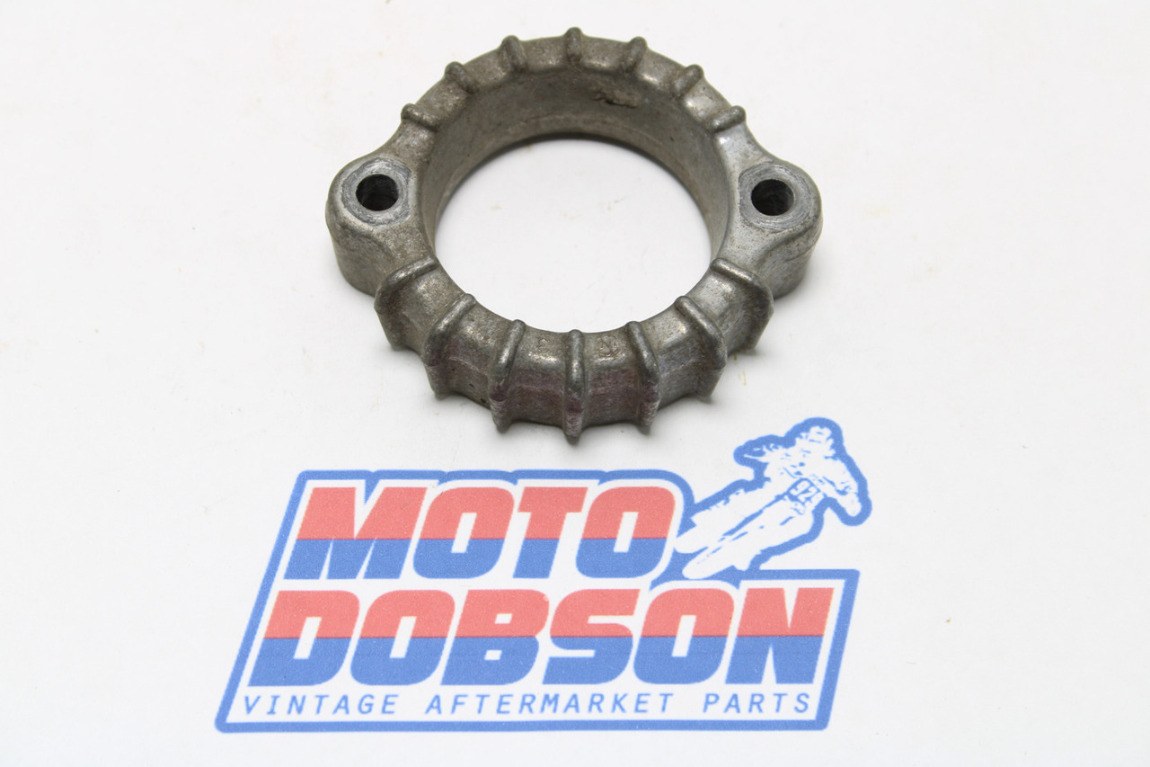 Kawasaki 1974-1979 KZ400 18069-056-2H HOLDER,EX PIPE,BARREL.
