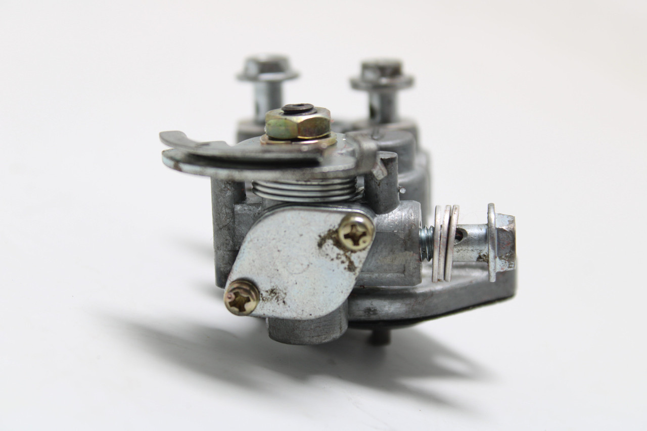 Kawasaki F11 1973-1975 16082-043 OIL PUMP ASSY