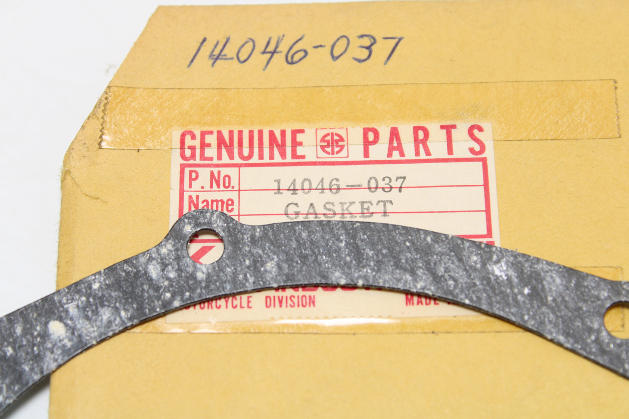 Kawasaki 1977-1980 14046-037 KZ 200A RIGHT ENGINE COVER GASKET