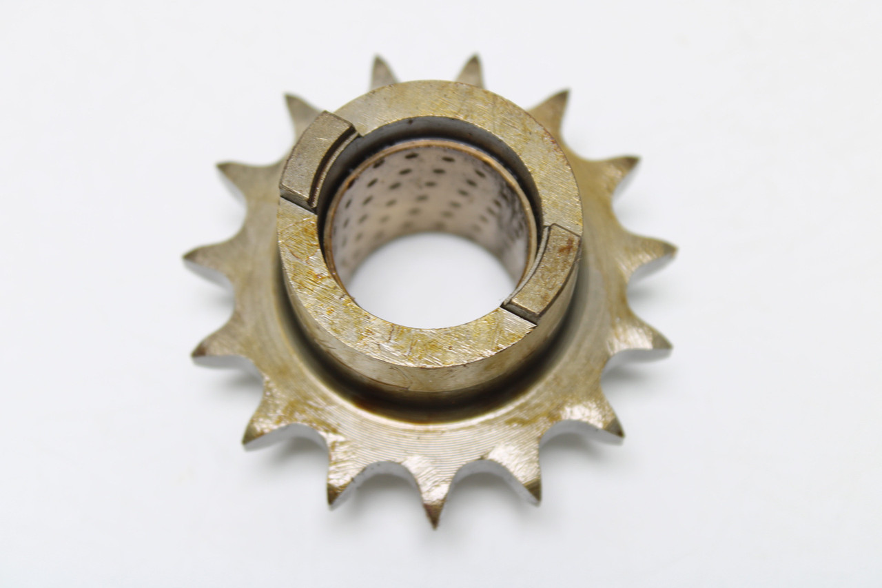 KAWASAKI G4TR KV100 13144-038 ENGINE SPROCKET 15T
