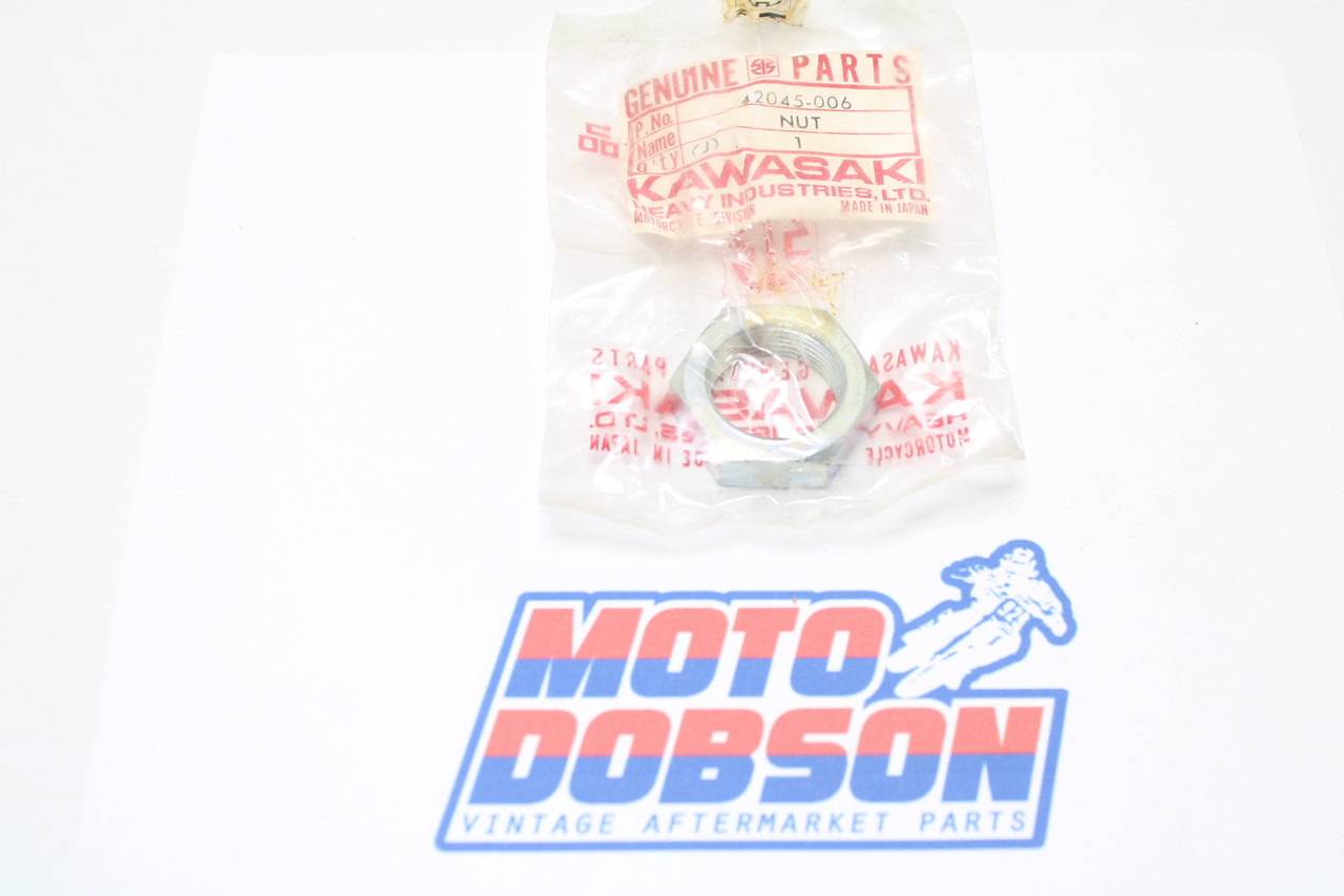 Kawasaki Mach I II III KH500 H1 KZ400 42045-006 NUT SLEEVE Rear Axle