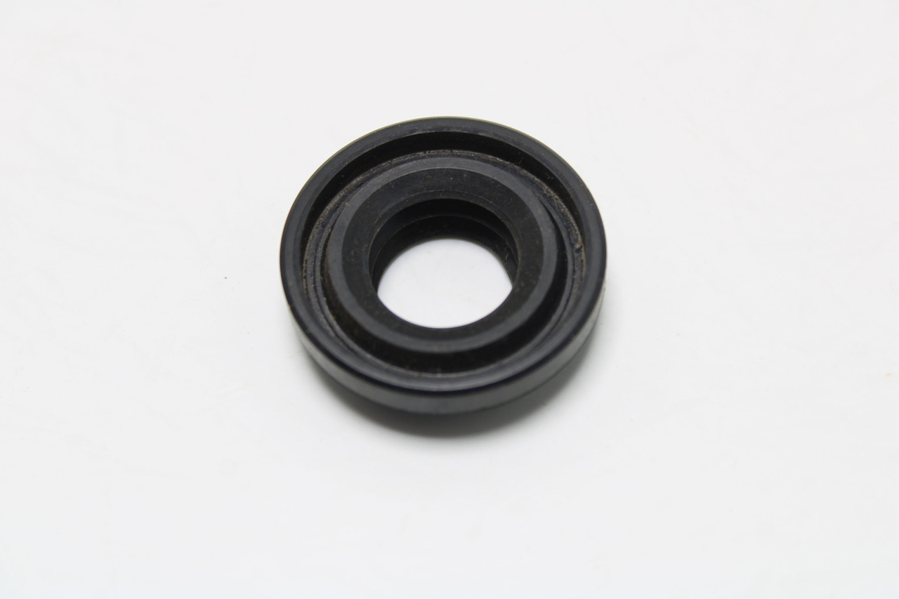 Kawasaki KH100 C2SS G3SS KV100 92050-003 OIL SEAL FRONT DRUM