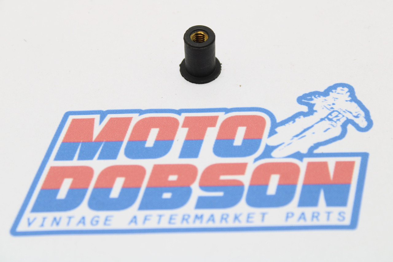 Kawasaki ZX1100 ZX900 ZX600 ZX750 92015-1640 NUT,WELL,5MM
