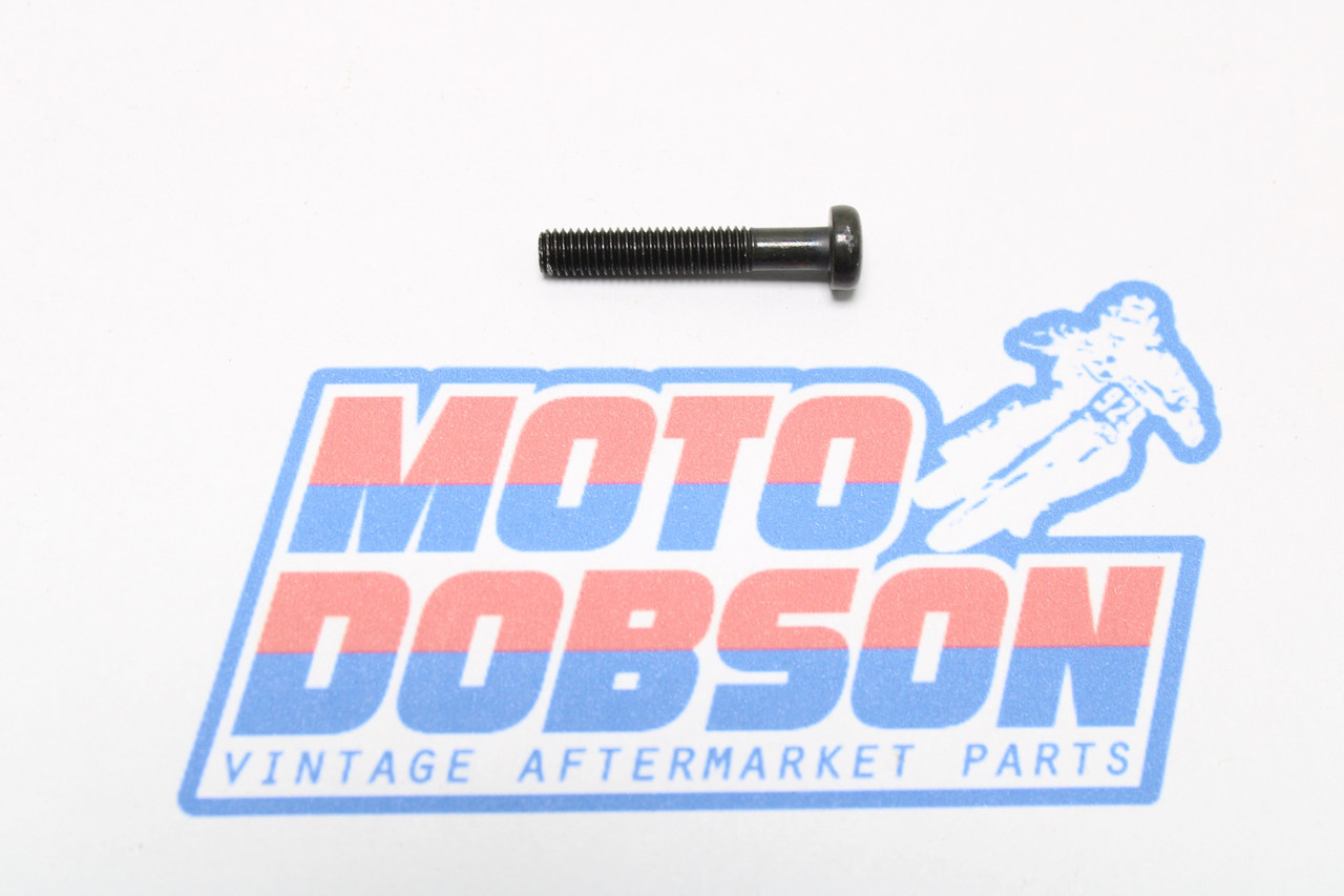 Kawasaki KE125 KD125 KX80 92011-032 SCREW,PAN HEAD,5X30