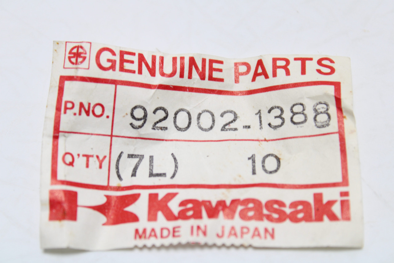 Kawasaki KEF300 KSF250 KX250 KLF300 92002-1388 BOLT (4 pcs.)
