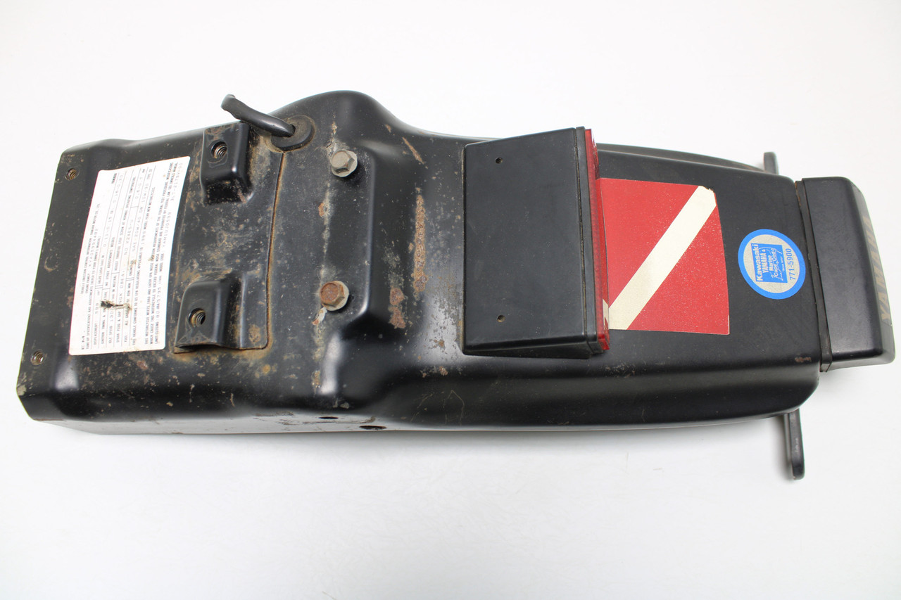 Yamaha YX600T Radian 1987-1988 1UJ-21610-00-98 FENDER, REAR
