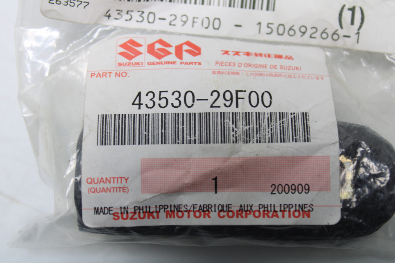 Suzuki DR-Z400 43530-29F00 FOOTREST RUBBER