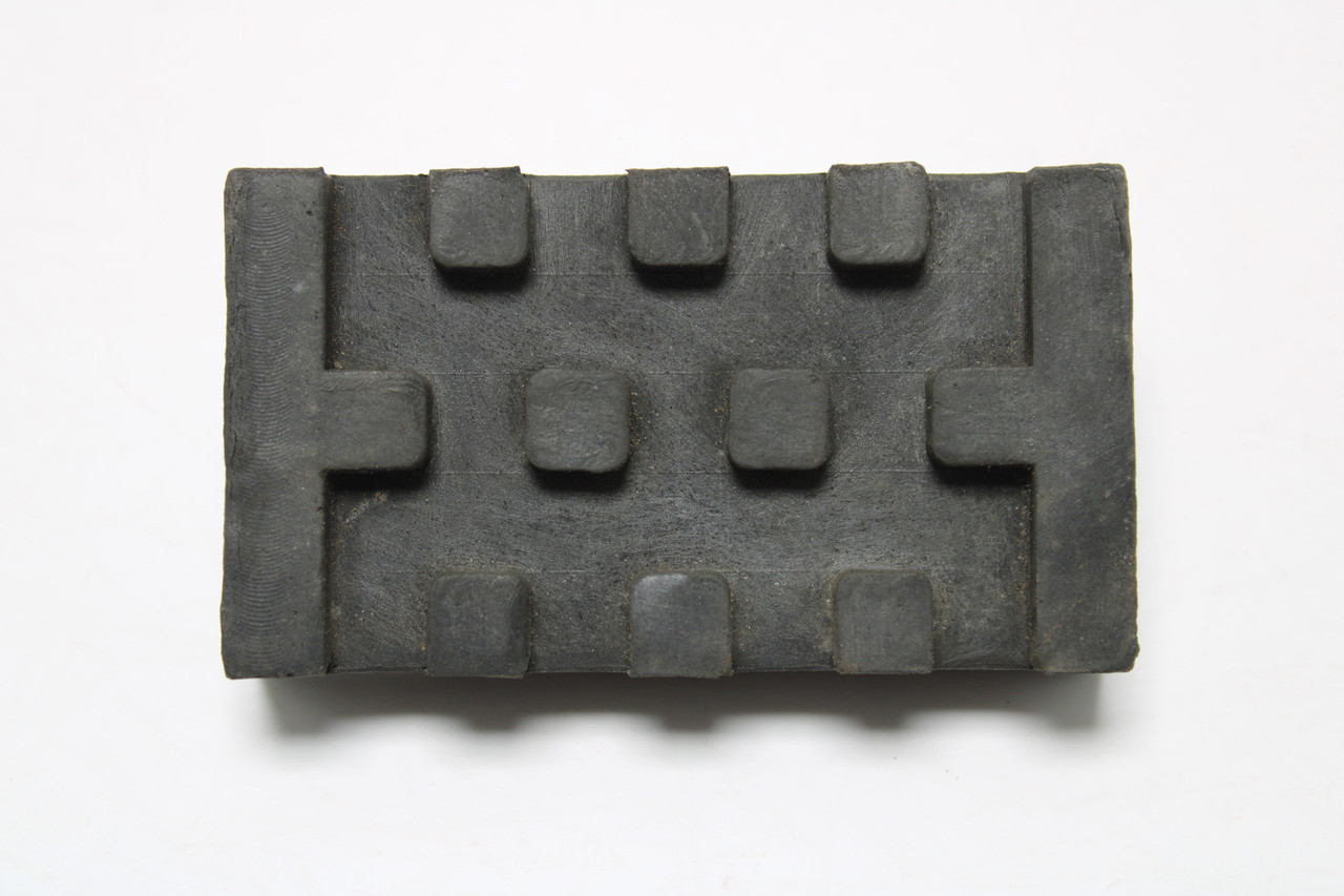 Suzuki GS850 1100 44541-49401 CUSHION, CENTER Fuel Tank