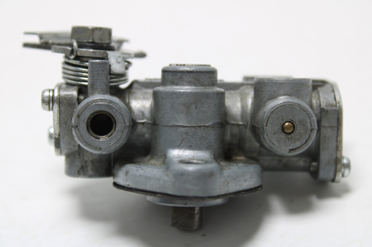 Kawasaki F5 F16082-022 Superseded 16082-038 - OIL PUMP ASSY