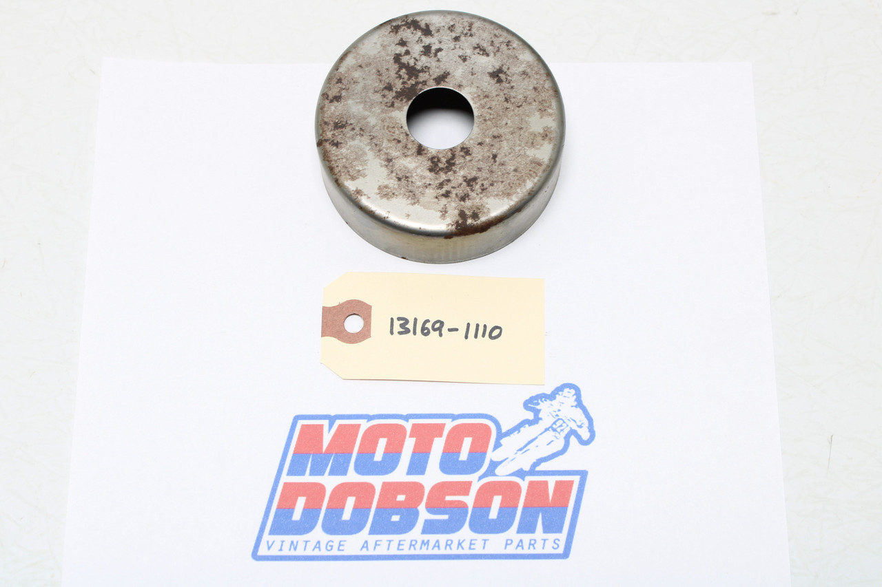 Kawasaki ZR550 ZR750 ZX600 KZ750 13169-1110 OIL FILTER PLATE